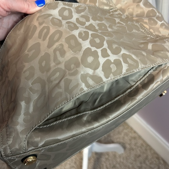 Michael Kors tan and black cheetah print handbag with lots of storage. - Picture 13 of 13